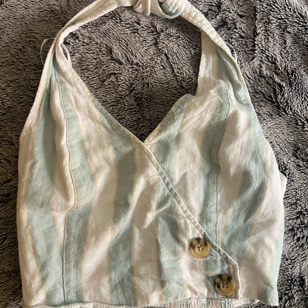 Abercrombie & Fitch crop halter top
